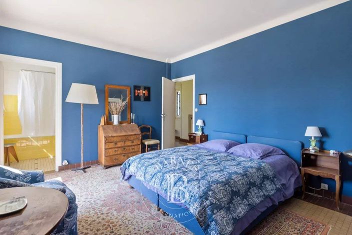 Image No.24-14 Bed House for sale