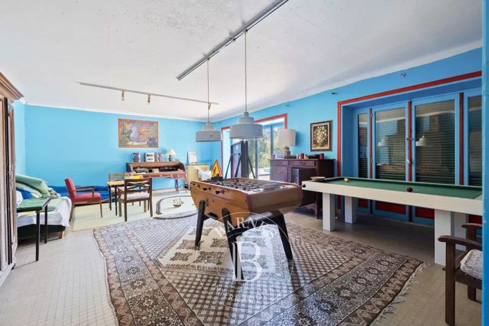 Image No.28-14 Bed House for sale