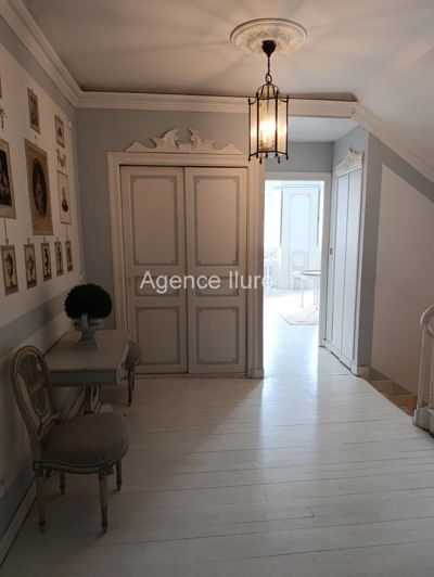 Image No.2-4 Bed House for sale