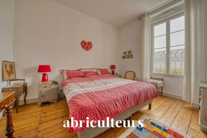 Image No.7-4 Bed House for sale