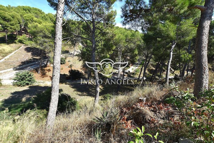 Image No.4-5 Bed Property for sale