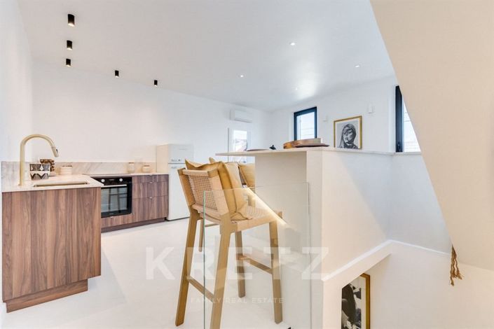 Image No.3-2 Bed House for sale