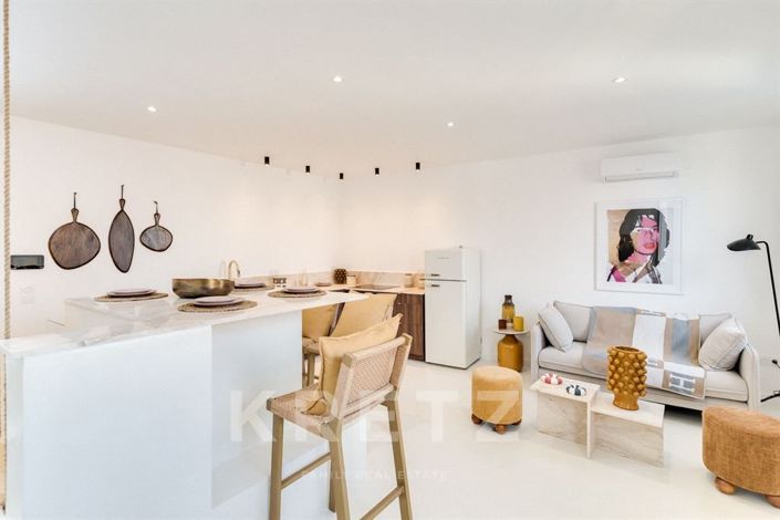 Image No.5-2 Bed House for sale