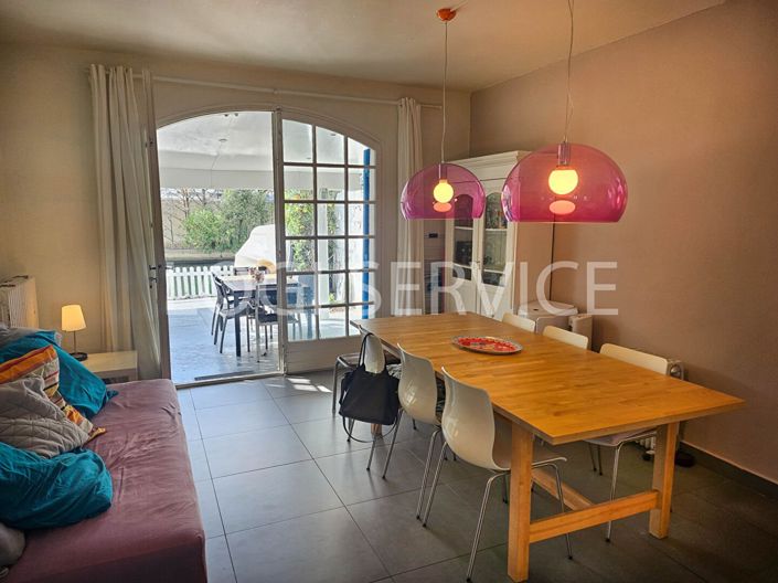 Image No.2-2 Bed House for sale