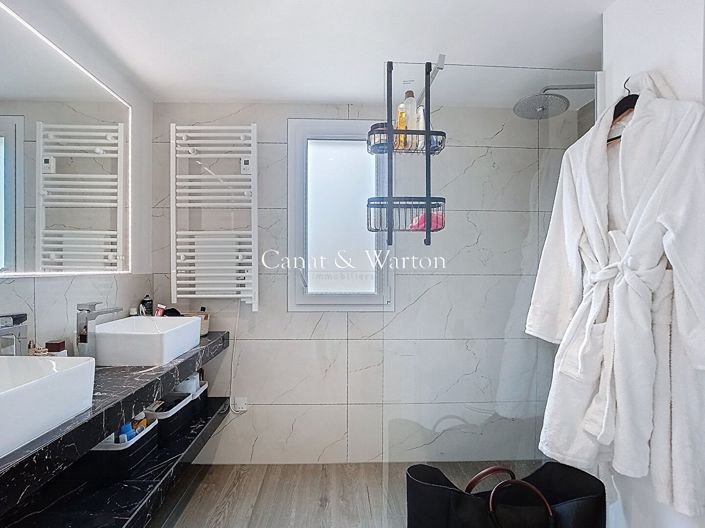 Image No.4-3 Bed Apartment for sale