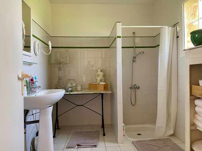 Image No.9-3 Bed House for sale