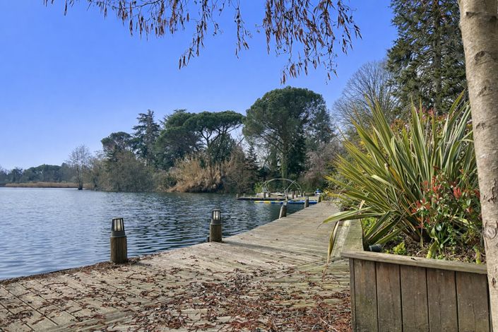 Image No.17-12 Bed House for sale