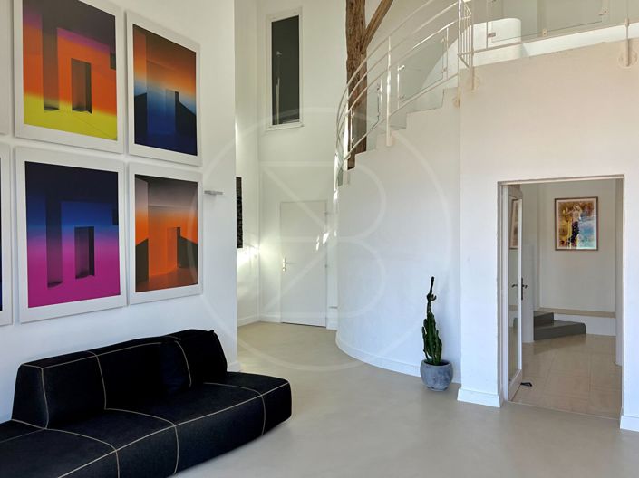 Image No.4-6 Bed House for sale