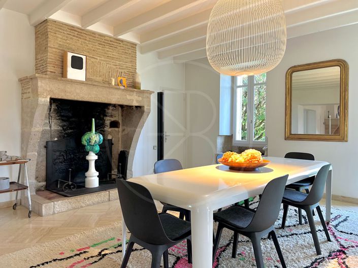 Image No.8-6 Bed House for sale