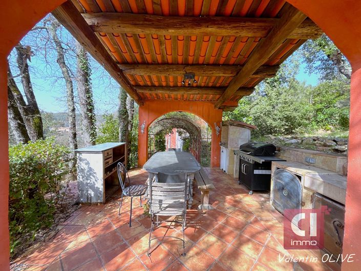 Image No.15-4 Bed House for sale