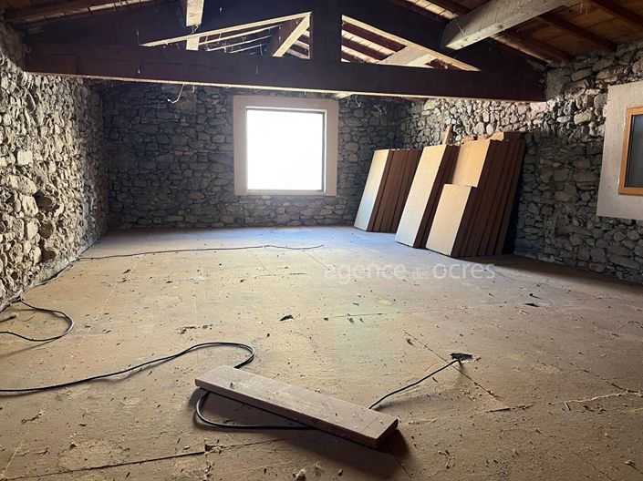 Image No.16-3 Bed House for sale