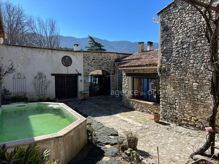 Image No.18-3 Bed House for sale