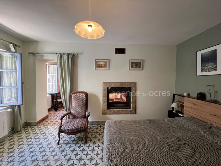 Image No.8-3 Bed House for sale