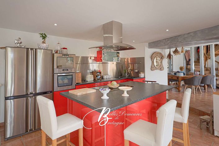 Image No.10-3 Bed House for sale