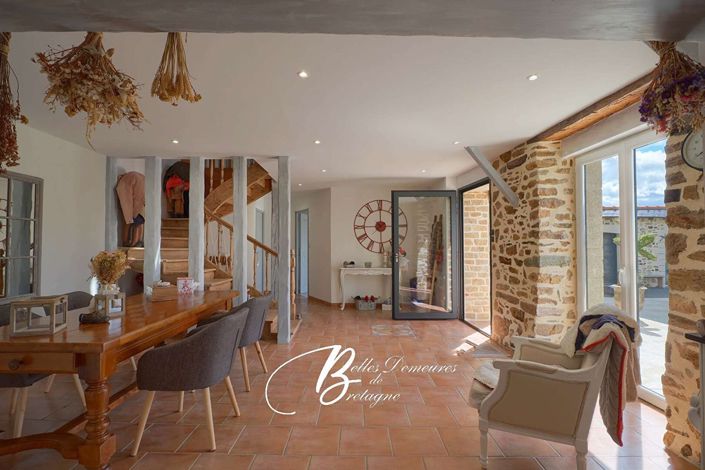 Image No.6-3 Bed House for sale