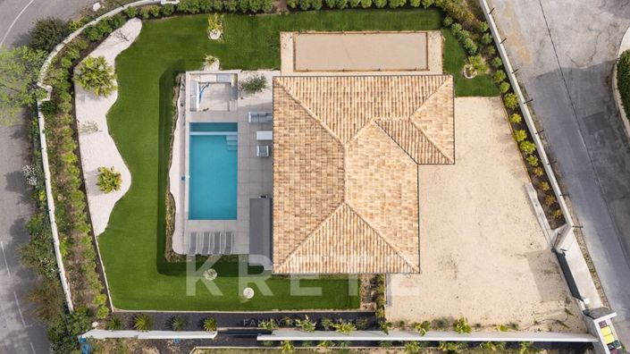 Image No.20-5 Bed House for sale