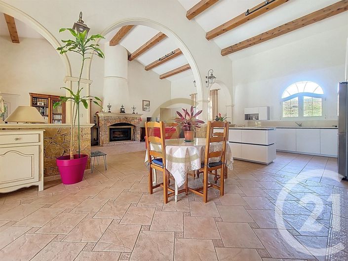 Image No.2-3 Bed House for sale