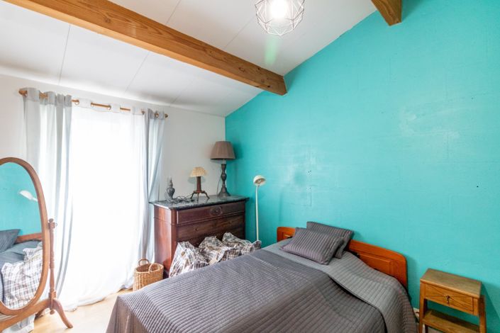 Image No.10-3 Bed House for sale