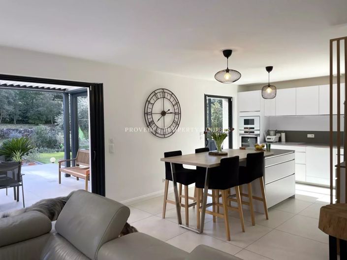 Image No.13-3 Bed House for sale