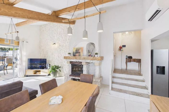 Image No.2-3 Bed House for sale