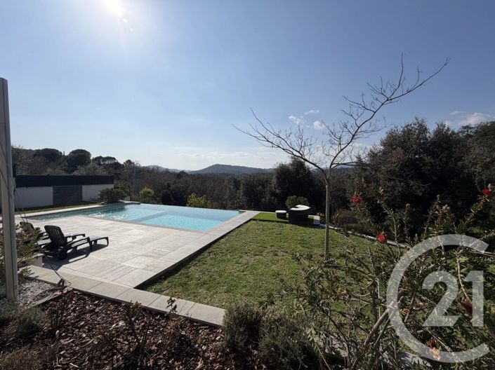 Image No.21-3 Bed House for sale