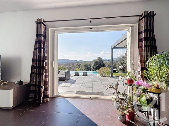 Image No.9-3 Bed House for sale