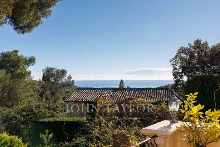 Image No.2-4 Bed House for sale