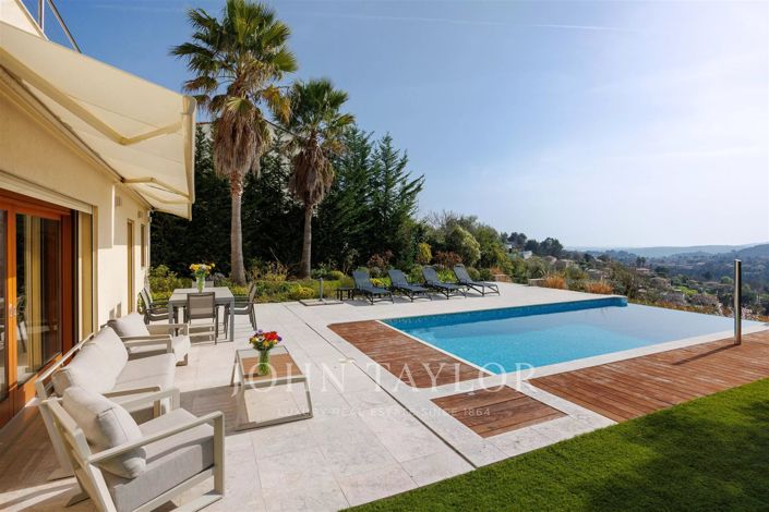 Image No.4-7 Bed House for sale