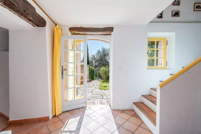 Image No.15-3 Bed House for sale