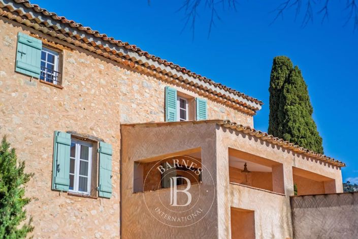 Image No.8-3 Bed House for sale