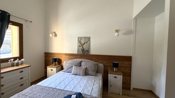 Image No.6-2 Bed Property for sale