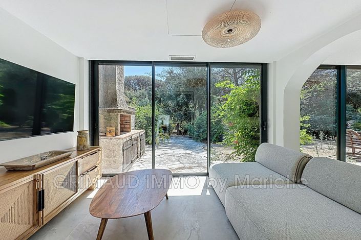 Image No.5-3 Bed House for sale