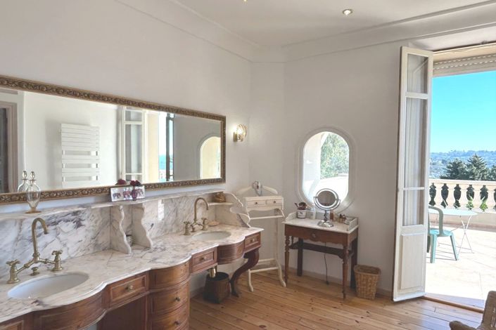 Image No.12-6 Bed House for sale