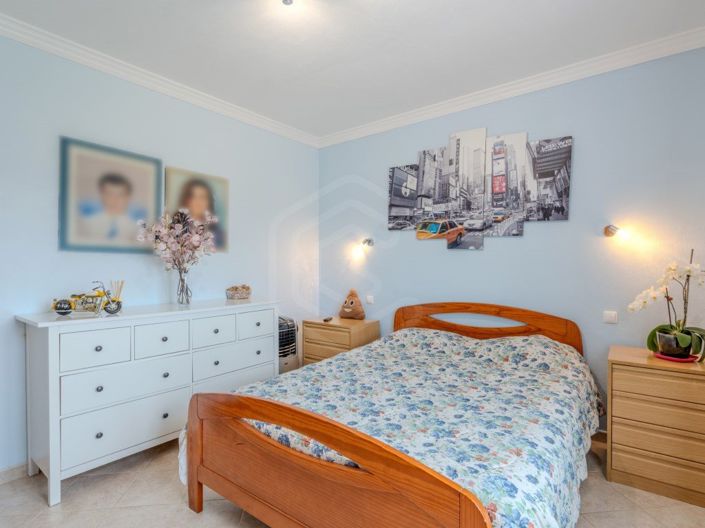 Image No.13-6 Bed House for sale