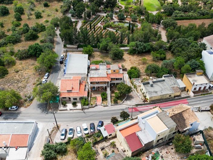 Image No.6-6 Bed House for sale