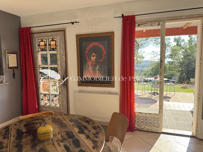 Image No.17-5 Bed House for sale