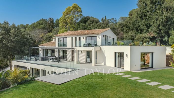 Image No.27-5 Bed House for sale