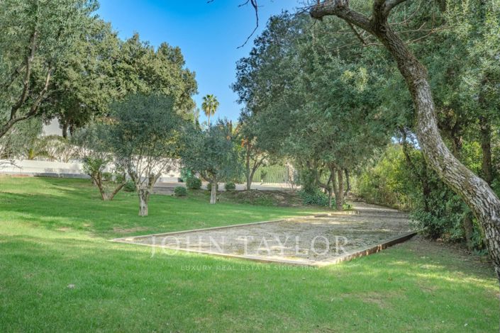 Image No.29-5 Bed House for sale