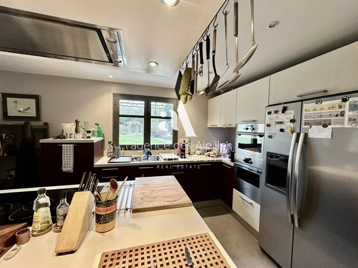 Image No.5-3 Bed House for sale