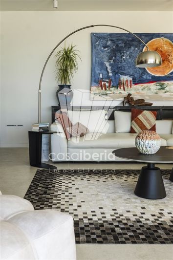 Image No.19-4 Bed House for sale