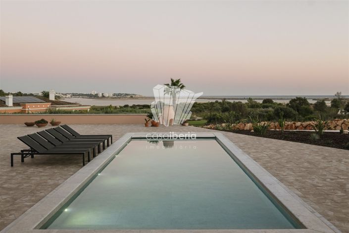 Image No.27-4 Bed House for sale