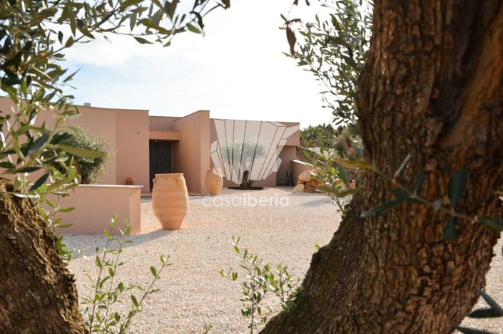 Image No.29-4 Bed House for sale