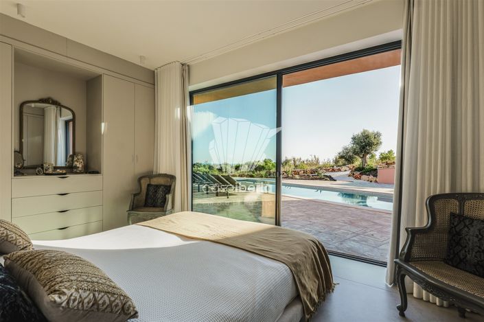 Image No.32-4 Bed House for sale