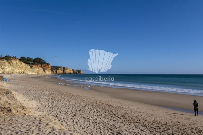 Image No.52-4 Bed House for sale