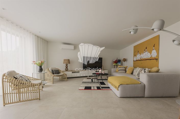 Image No.57-4 Bed House for sale