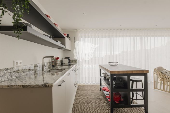 Image No.59-4 Bed House for sale