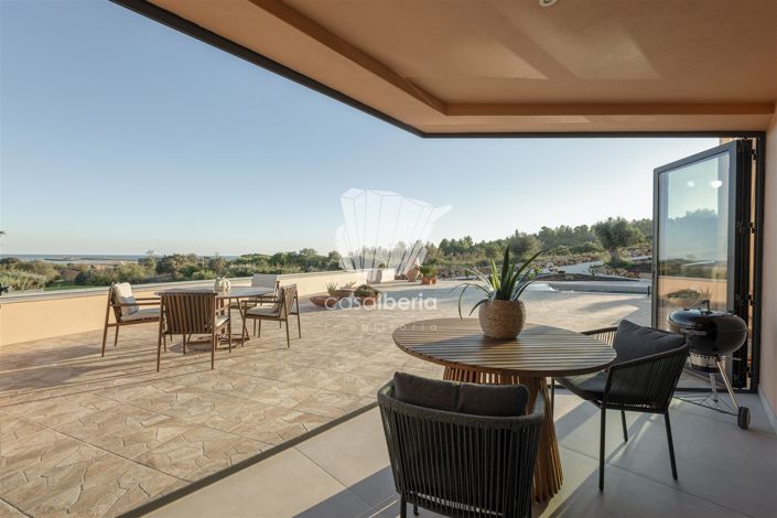 Image No.7-4 Bed House for sale