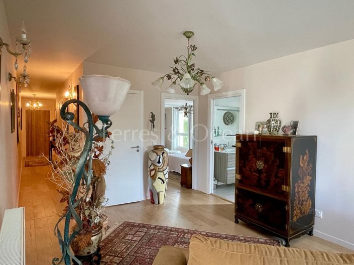 Image No.12-1 Bed Apartment for sale