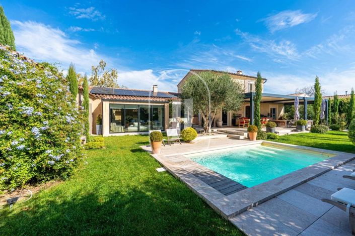 Image No.13-5 Bed House for sale