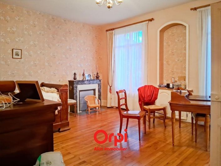 Image No.13-3 Bed House for sale